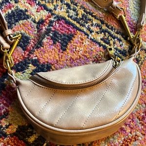 Cream colored Fanny pack / crossbody. Used once